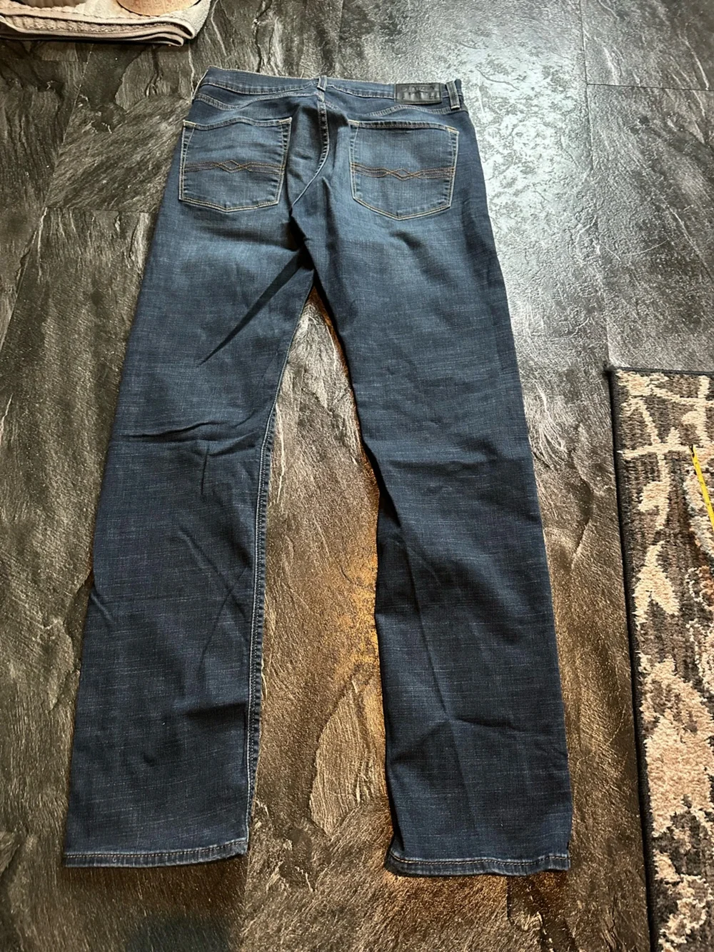 Levi's Slim Straight Men's Jeans in Dark Blue Denim